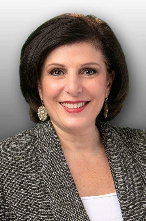 Real Estate Agent Sandy Rains